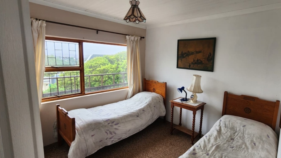 6 Bedroom Property for Sale in Napier Western Cape